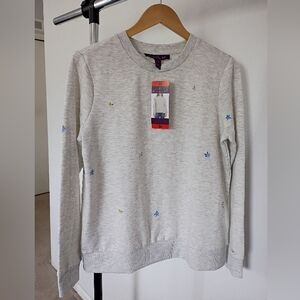 (NWT)Gloria Vanderbilt Ladies Embroidered Crewneck Longsleeve M